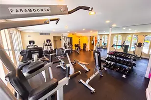 400 Diplomat Pkwy, Hallandale Beach, FL 33009 - Photo 27