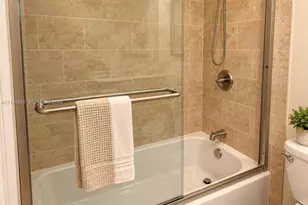 400 Diplomat Pkwy, Hallandale Beach, FL 33009 - Photo 11