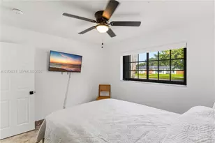 1121 SW 75th Ave, Plantation, FL 33317 - Photo 25