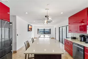 1121 SW 75th Ave, Plantation, FL 33317 - Photo 15
