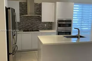 6415 NW 102nd Path, Doral, FL 33178 - Photo 9