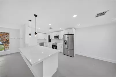 222 SW 58th Ave, Plantation, FL 33317 - Photo 17