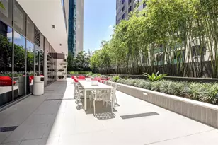 55 SW 9th St, Miami, FL 33130 - Photo 57