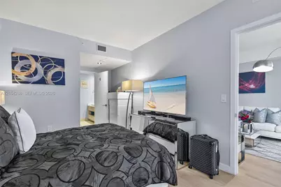 55 SW 9th St #2309, Miami, FL 33130 - Photo 23