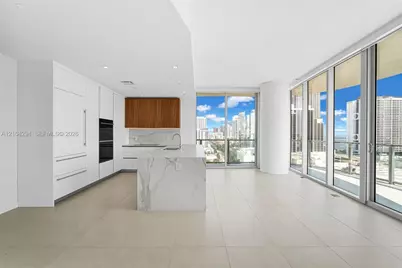 1400 Biscayne Blvd #1606, Miami, FL 33132 - Photo 9