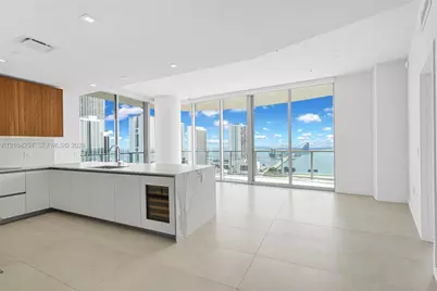 1400 Biscayne Blvd #1606, Miami, FL 33132 - Photo 11