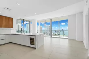 1400 Biscayne Blvd, Miami, FL 33132 - Photo 11