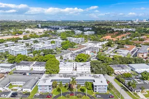 515 S Crescent Dr, Hollywood, FL 33021 - Photo 21