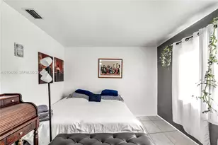 515 S Crescent Dr, Hollywood, FL 33021 - Photo 11
