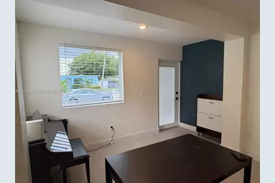 5911 SW 62nd Ter, South Miami, FL 33143 - Photo 9
