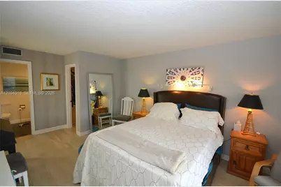 5180 E Sabal Palm Blvd #340, Tamarac, FL 33319 - Photo 9