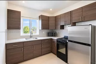 560 NE 67th St, Miami, FL 33138 - Photo 1