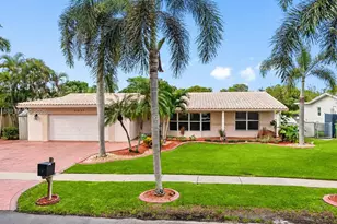 11031 NW 22nd St, Pembroke Pines, FL 33026 - Photo 1