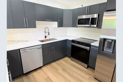 3260 NW 4th St, Lauderhill, FL 33311 - Photo 17