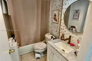 7501 E Treasure Dr, North Bay Village, FL 33141 - Photo 7