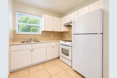 573 NE 82nd St #6, Miami, FL 33138 - Photo 5