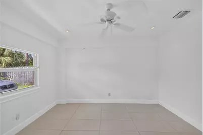 6040 NE 6th Ave, Oakland Park, FL 33334 - Photo 17