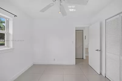 6040 NE 6th Ave, Oakland Park, FL 33334 - Photo 13