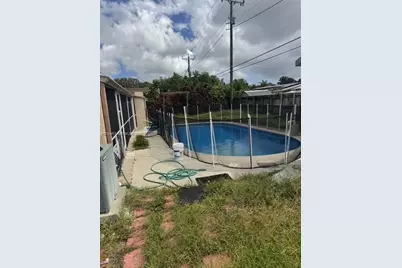 6920 SW 8th St, Pembroke Pines, FL 33023 - Photo 15