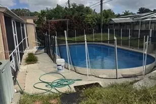 6920 SW 8th St, Pembroke Pines, FL 33023 - Photo 15