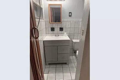 6920 SW 8th St, Pembroke Pines, FL 33023 - Photo 11