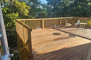 3101 N Canal Dr, Palm Harbor, FL 34684 - Photo 11