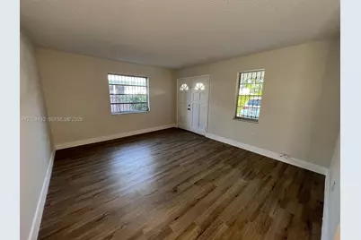 2790 SW 26th St, Miami, FL 33133 - Photo 3