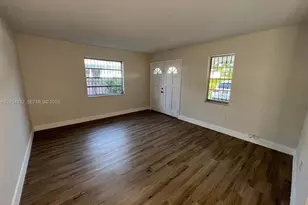 2790 SW 26th St, Miami, FL 33133 - Photo 3