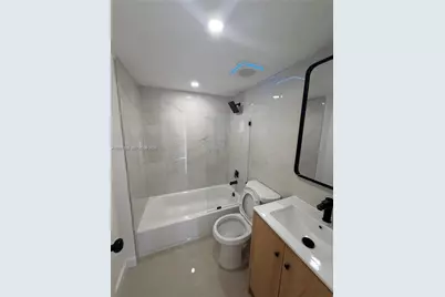 1820 W 53rd St #201, Hialeah, FL 33012 - Photo 11