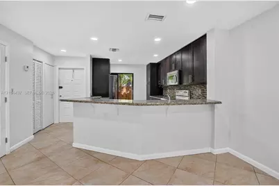 7690 Lago Del Mar Dr #407, Boca Raton, FL 33433 - Photo 11