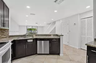 7690 Lago Del Mar Dr, Boca Raton, FL 33433 - Photo 3