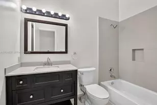 7690 Lago Del Mar Dr, Boca Raton, FL 33433 - Photo 35