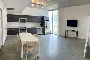 151 SE 1st St, Miami, FL 33131 - Photo 11