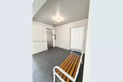 18601 NE 14th Ave #301, Miami, FL 33179 - Photo 35