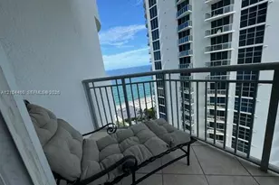 17375 Collins Ave, Sunny Isles Beach, FL 33160 - Photo 25