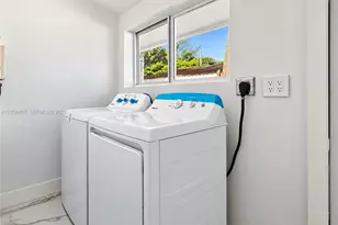6208 SW 26th St, Miramar, FL 33023 - Photo 17