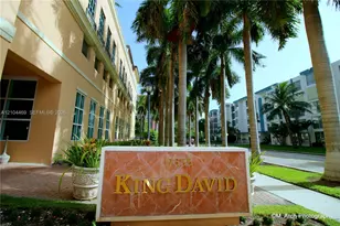17555 W Atlantic Blvd, Sunny Isles Beach, FL 33160 - Photo 19