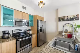 17555 NW Atlantic Blvd, Sunny Isles Beach, FL 33160 - Photo 9