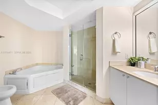 17555 NW Atlantic Blvd, Sunny Isles Beach, FL 33160 - Photo 25