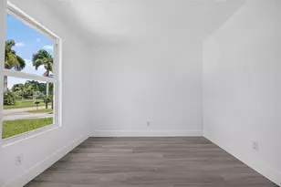 843 SW 10th St, Florida City, FL 33034 - Photo 27