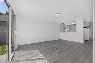 843 SW 10th St, Florida City, FL 33034 - Photo 9