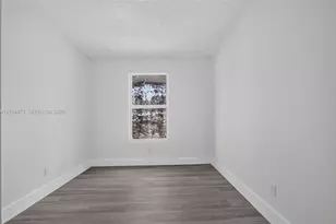 843 SW 10th St, Florida City, FL 33034 - Photo 23