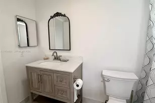 5001 W Oakland Park Blvd, Lauderdale Lakes, FL 33313 - Photo 9