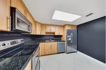 3300 NE 192nd St #703, Aventura, FL 33180 - Photo 5