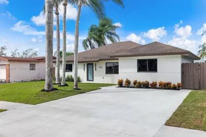 711 NW 8th Ave, Dania Beach, FL 33004 - Photo 1