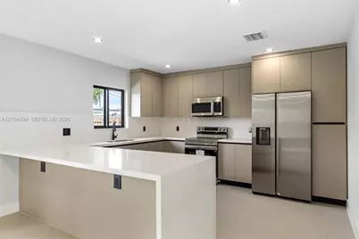 711 NW 8th Ave, Dania Beach, FL 33004 - Photo 19