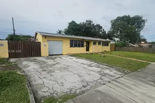 51 NE 195th St, North Miami, FL 33179 - Photo 15
