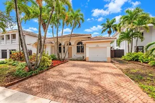 13821 SW 136th Pl, Miami, FL 33186 - Photo 3