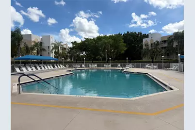 10422 NW 24th Pl #409, Sunrise, FL 33322 - Photo 17