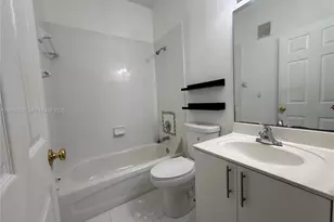 5670 NW 116th Ave, Doral, FL 33178 - Photo 37